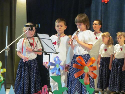 Naši traja flautisti predviedli čo sa doteraz naučili - Olívia Ťahúňová, Juraj Knopp, Anička Grzinčič